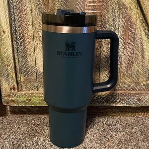 Stanley Tumbler- 40 oz. Abyss Color